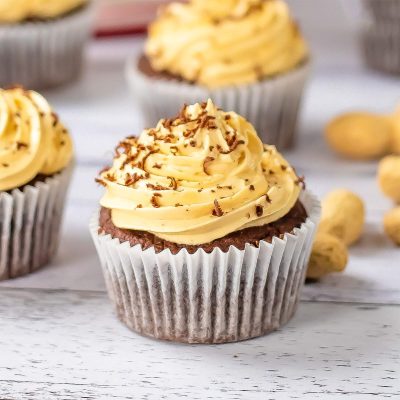 Keto Cupcakes Recipe (3g Carbs)